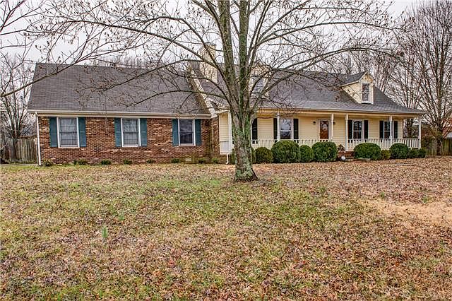1st image of 1914 Saddlebrook Dr