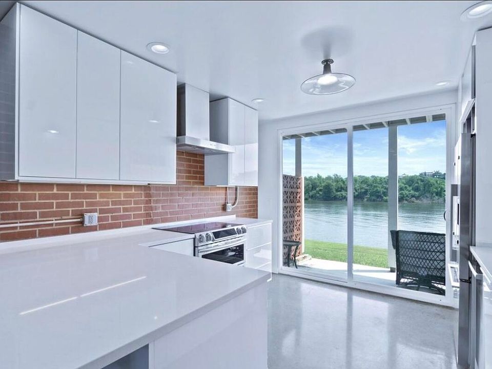 1st image of 518 River St #518