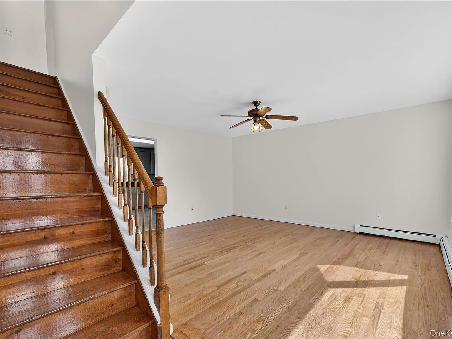 4 bed, 1837 sqft, $3,700 — Photo 3