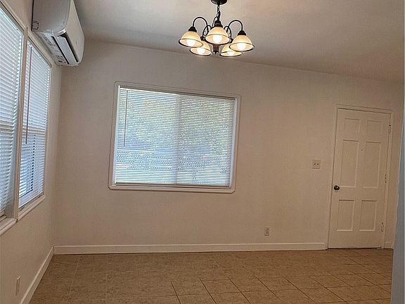 4th image of 11326 Forest Grove St