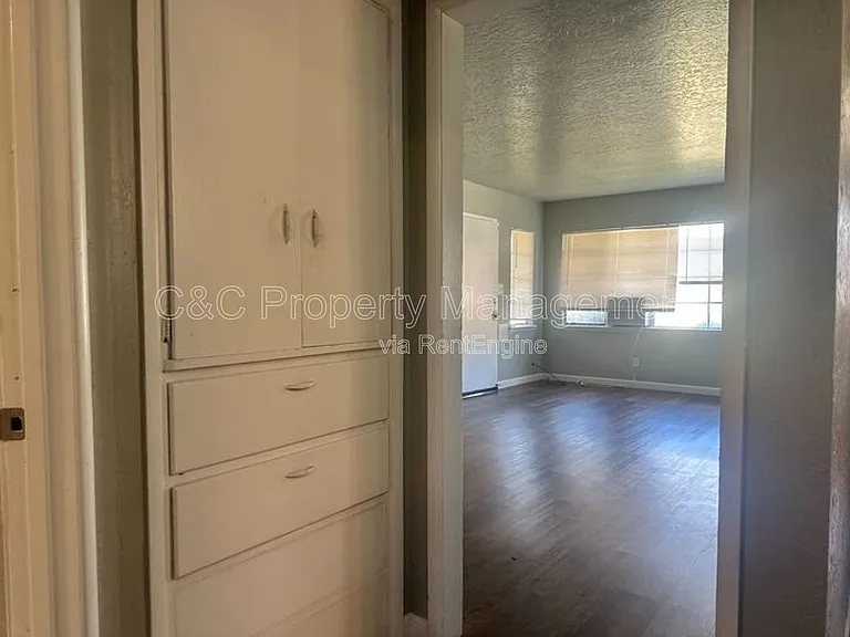 2132 N 1st St — Photo 9