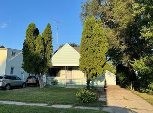 3276 Cheyenne Ave, Burton, MI 48529