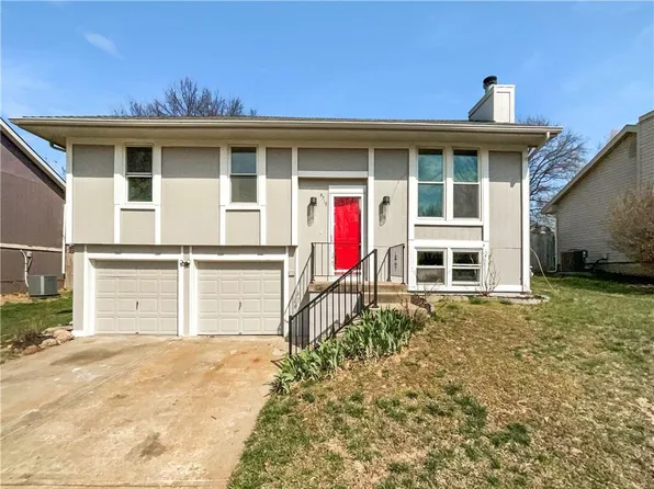 8712 NW 83rd Ter, Kansas City, MO 64152