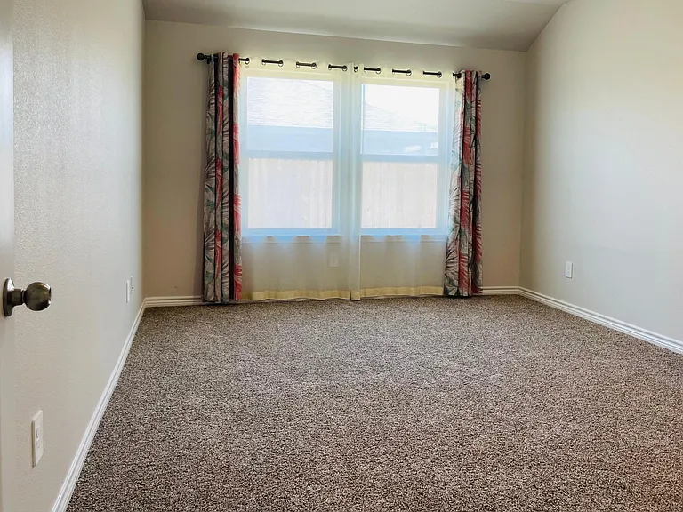 2325 Tranquil Ln — Photo 12