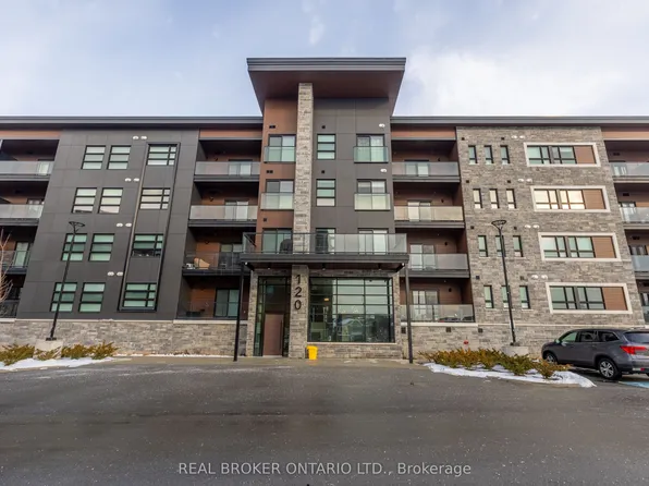 120 Summersides Blvd #300, Pelham, ON L0S 1E6