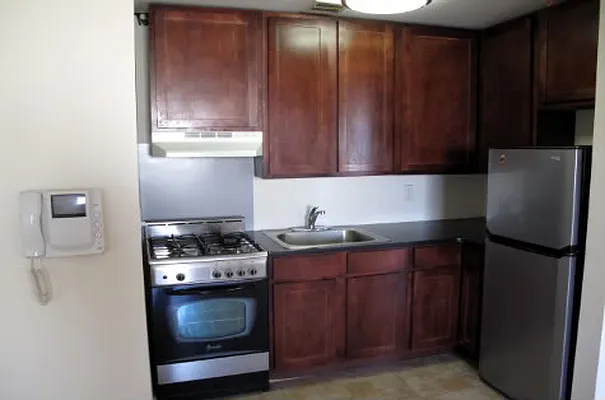 Rented by Sam Realty & Management | media 5