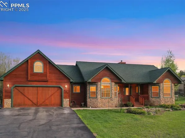 427 Gray Horse Cir, Woodland Park, CO 80863
