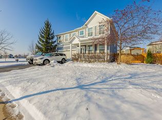 408 Fountain Ave, Elgin, IL 60124