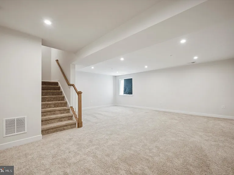 8036 Milltown Cir — Photo 22