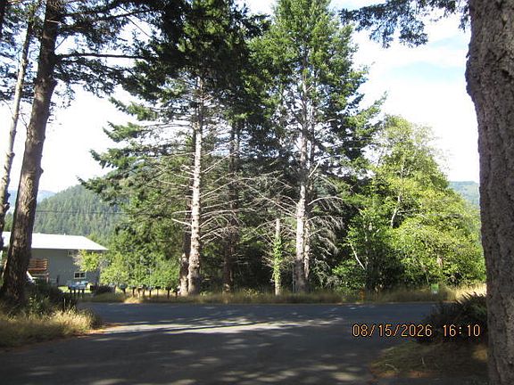 2nd image of 14 Seaview Point
