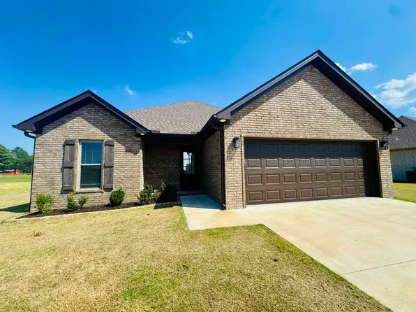 310 Hollis St, Bono, AR 72416