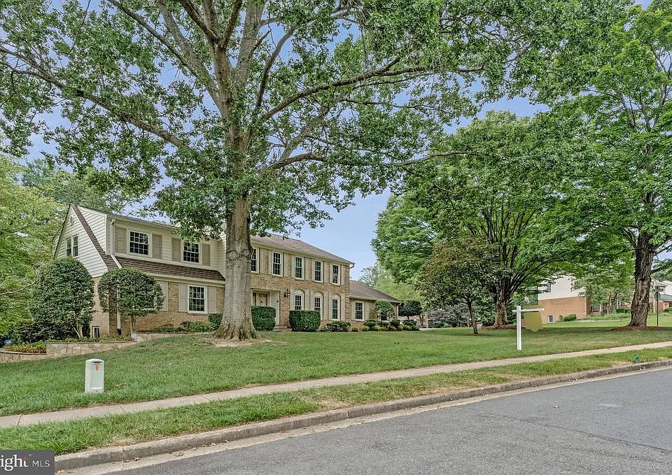 1171 Foxhound Ct