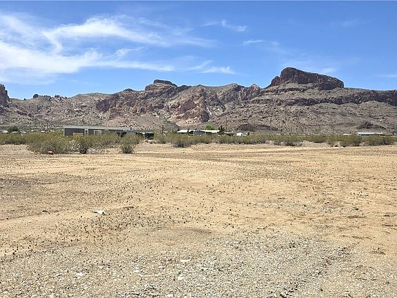 3rd image of 2161 S Dugas Rd