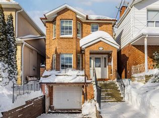 158 Bowie Ave, Toronto, ON M6E 2R3