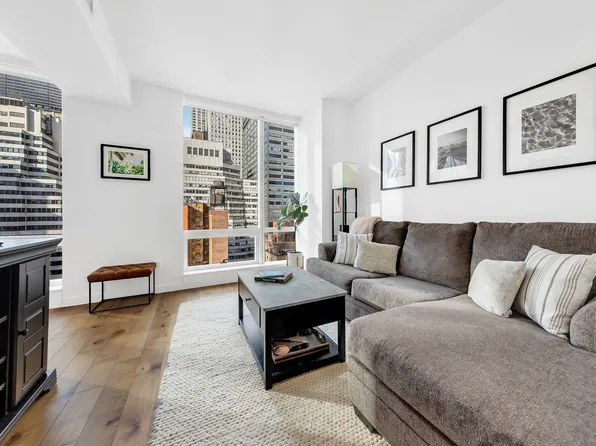 325 Lexington Avenue 16C image 1 of 11