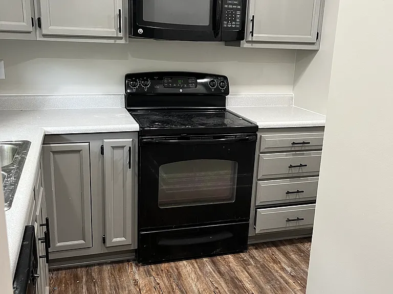 313 Lois Ln #1 — Photo 8