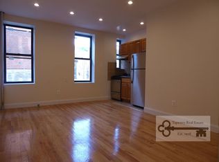 3206 29th St APT 1D, Astoria, NY 11106