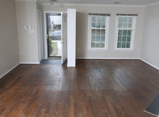905 Franklin St, Alexandria, VA 22314