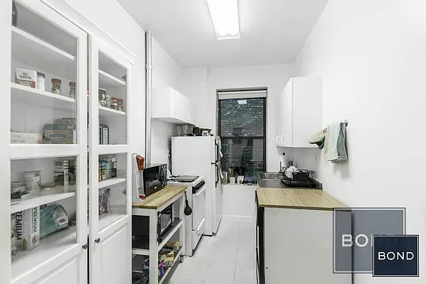 Rented by Bond New York | media 6