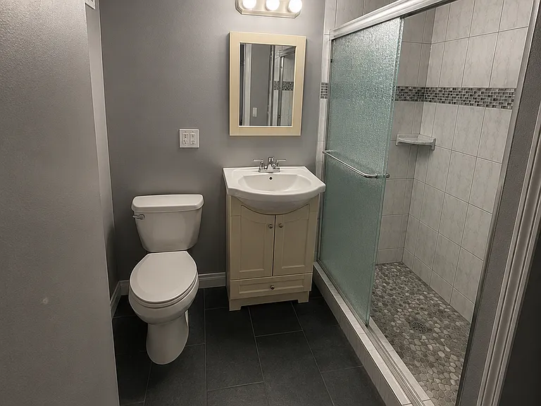 3539 Chippendale Dr — Photo 18