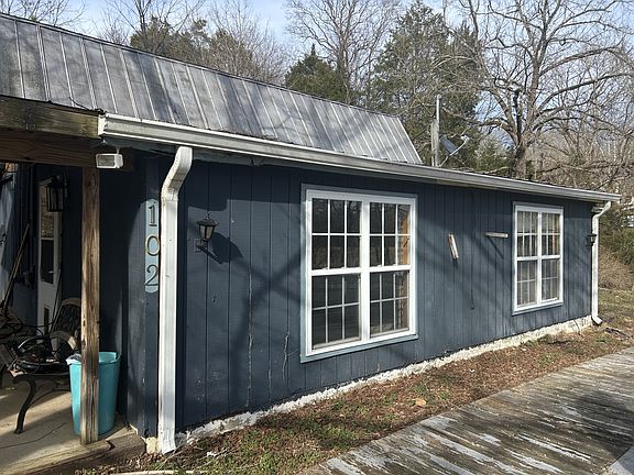 2nd image of 102 Rock Church Cemetery Rd