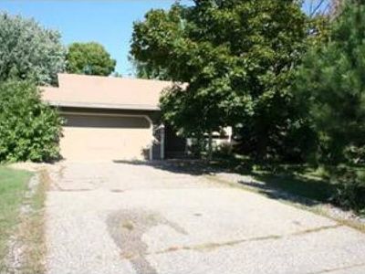 18192 Weaver Lake Dr N, Maple Grove, MN, 55311