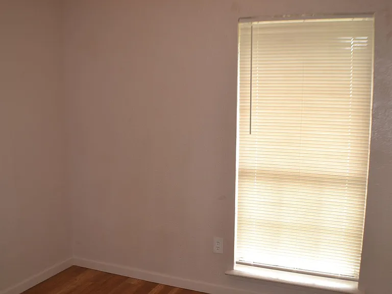 1520 Pebblewood Dr — Photo 13
