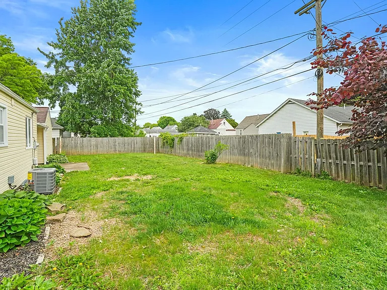 1000 Glenmore Ave — Photo 29