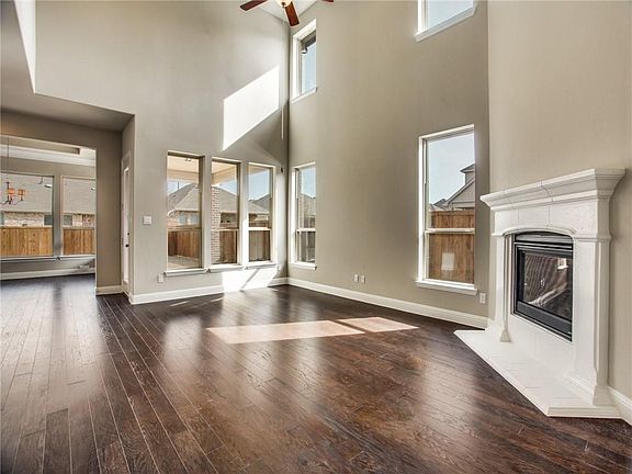 3rd image of 5736 Adair Ln