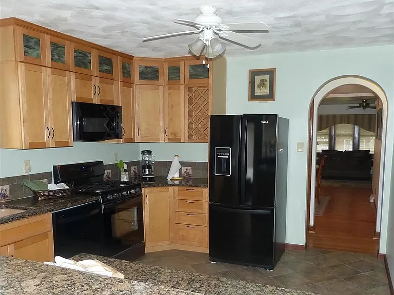 9043 Kathleen Ave — Photo 6
