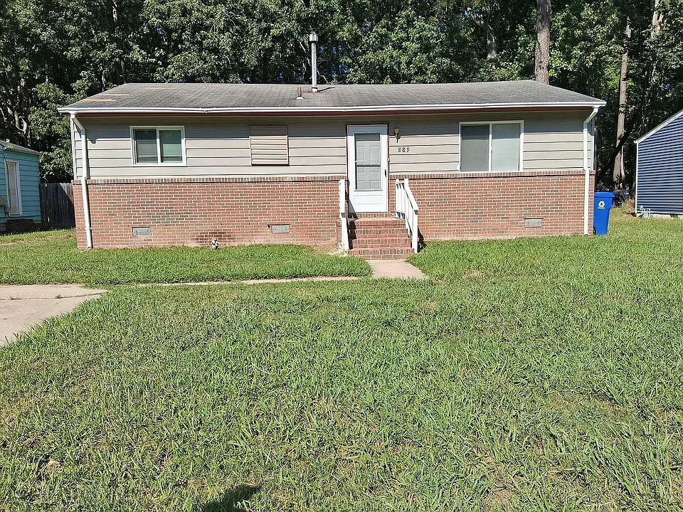 889 Cheyenne Dr