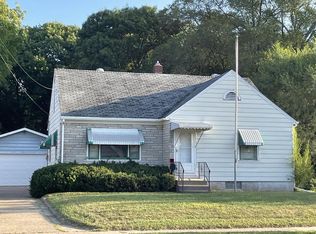 1013 Wilson St, Onalaska, WI 54650