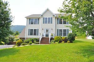 1st image of 6006 Farmhouse Ct