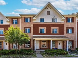 246 Spillsbury Dr #801, Peterborough, ON K9K 0A1