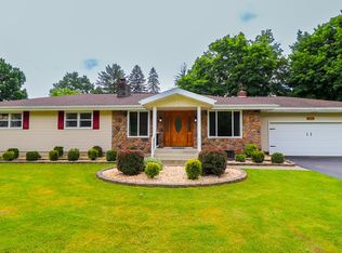 20 Meadow Dr, Big Flats, NY 14814