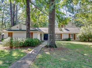 5207 Reddoch Dr, Jackson, MS 39211