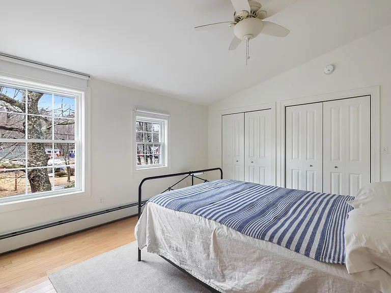 43 Mills Rd — Photo 18