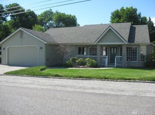 1821 Castlerock Ave, Wenatchee, WA 98801