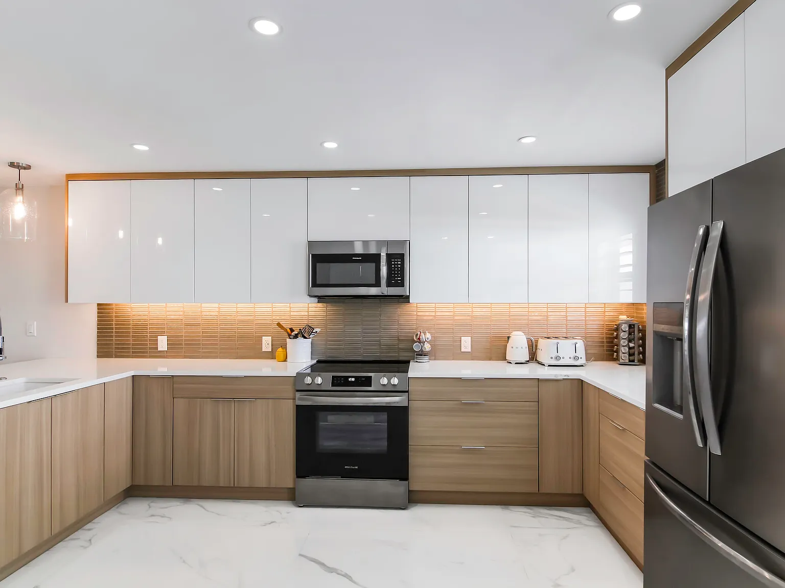 2 bed, 2.0 bath, 1593 sqft, $6,500 — Photo 3