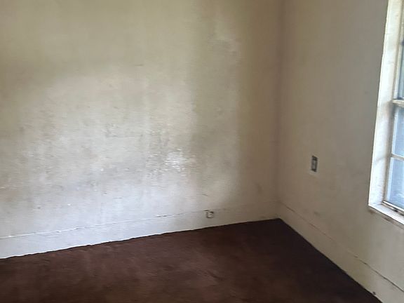 2nd image of 651 N 53rd St