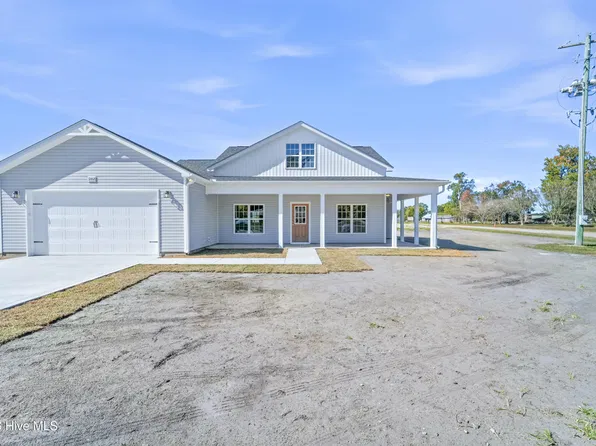 1282 S Nc 41 And 111, Beulaville, NC 28518
