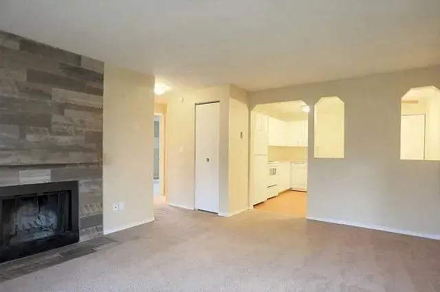 Somerset West Apartments — Photo 58