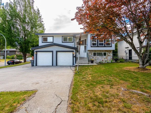 6209 172nd St, Surrey, BC V3S 5W1