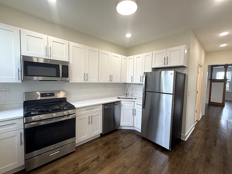 4006 W Warwick Ave #3W — Photo 5