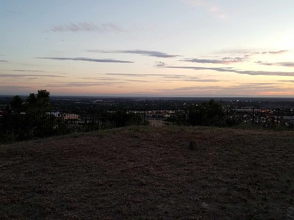 3rd image of 507 Serpa Way