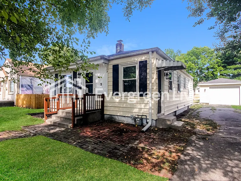 1505 N Webster Ave — Photo 15