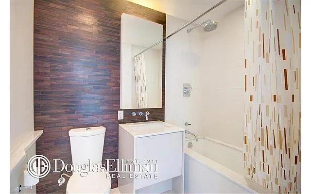 Rented by Douglas Elliman | media 24