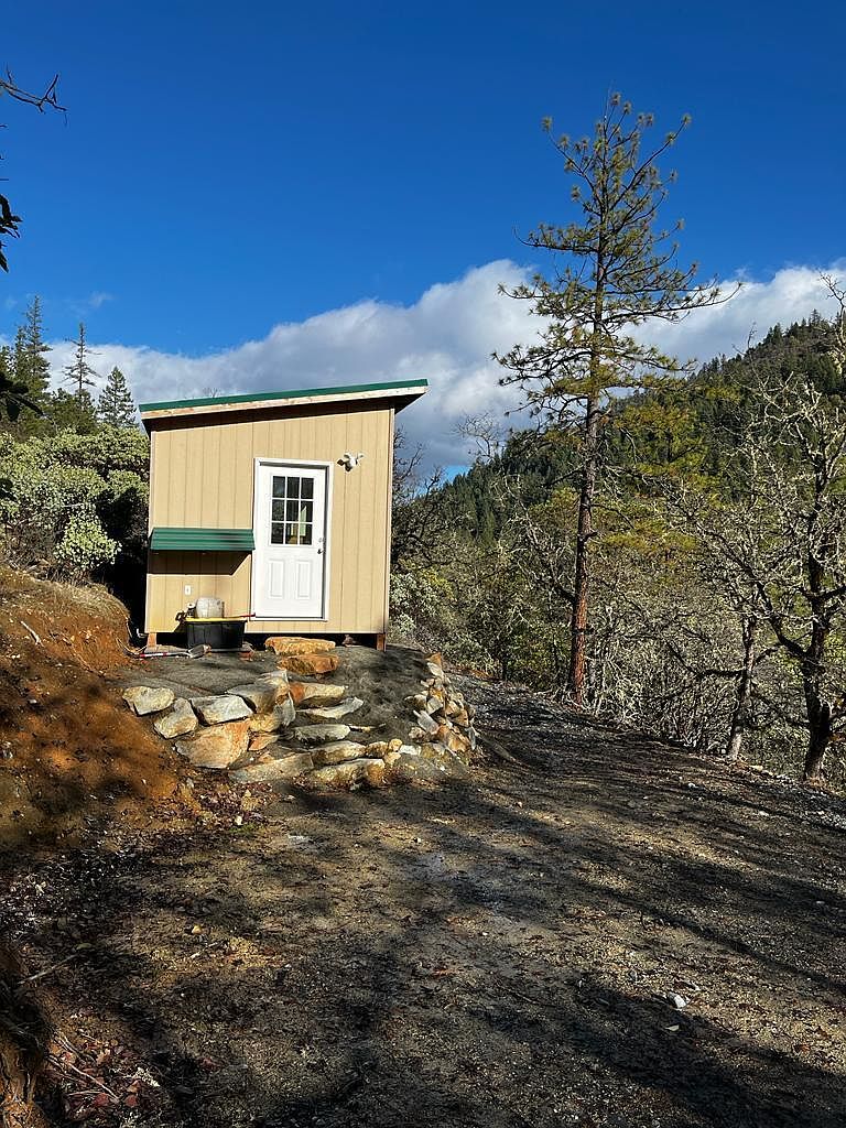3471 W Evans Creek Rd, Rogue River, OR 97537 MLS 220153370 Zillow