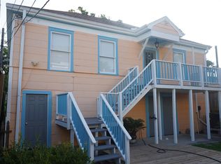 1513 24th St, Galveston, TX 77550