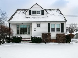 1357 E Miner Rd, Mayfield, OH 44124